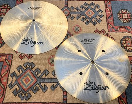 A Zildjian 13 Quick Beat Hi Hat 2.jpg