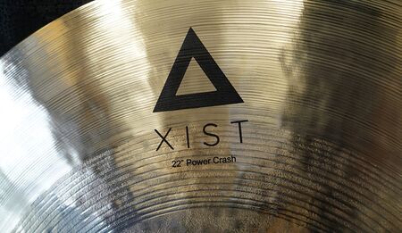 Istanbul Agop XIST 22" Power Crash 2.jpg