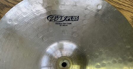 Zildjian ZBT Plus 18 Medium Thin Crash B.jpg