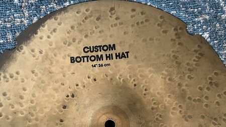 K Zildjian 14 Custom Hi-Hat 2.jpg