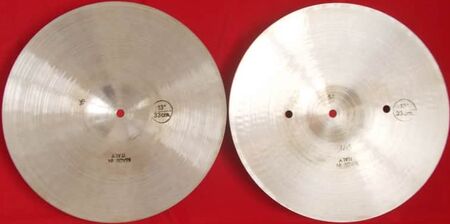UFIP Class 13" Medium Hi-Hat 3.jpg