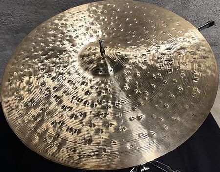 Meinl Byzance Foundry Reserve 22" Ride A.jpg