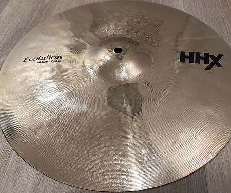 Sabian HHX Evolution 15 Hi-Hats 2.jpg