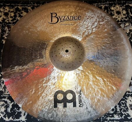Meinl Byzance Brilliant 22" Polyphonic Ride 1.jpg