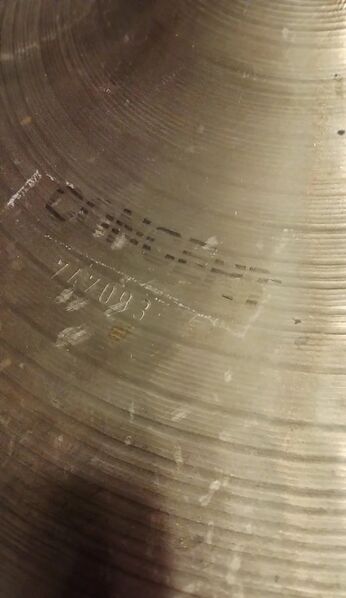 File:2002 20 Concert 2.jpg