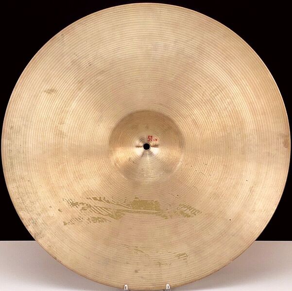 File:Stambul 65 metric.jpg