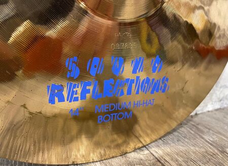 2000 Sound Reflections 14 Medium Hi Hat 3.jpg