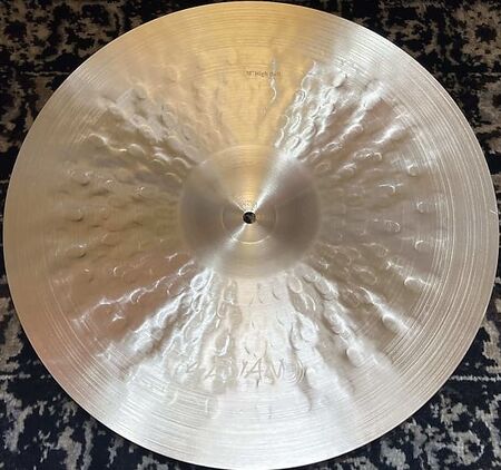 Sabian HHX Anthology 18" High Bell 3.jpg