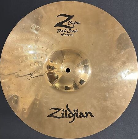 Z Custom 16 Rock Crash 1.jpg