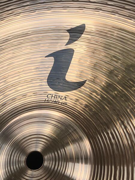 Zildjian I 16 China 2.jpg