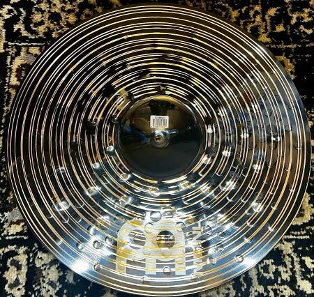 Meinl Classics Custom Dark 18" Heavy Crash 3.jpg