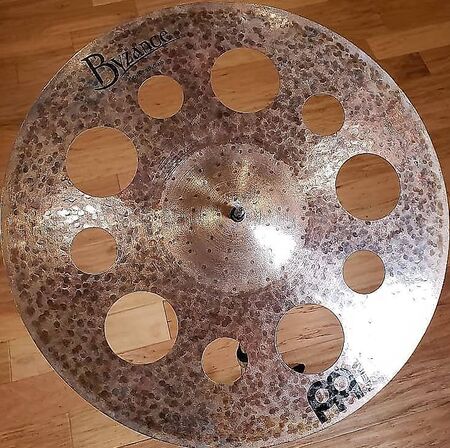 Meinl Byzance Dark 18" Trash Crash 1.jpg