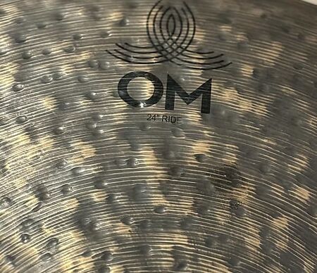 Istanbul Agop OM Signature 24" Ride 2.jpg