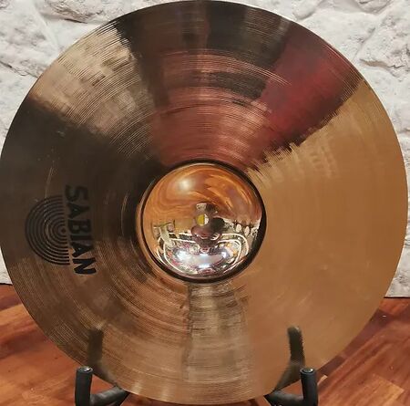 Sabian AAX 18" V-Crash 3.jpg