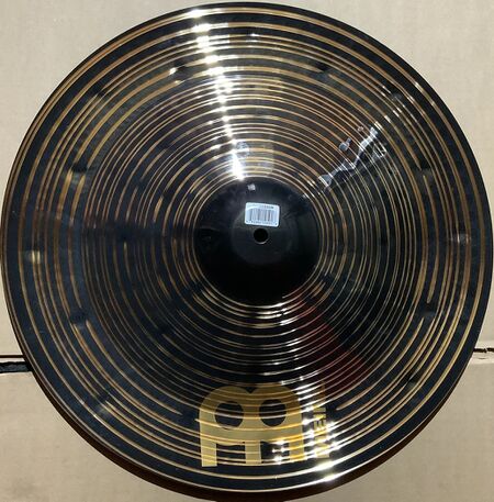 Meinl Classics Custom 18" Heavy Dark China 1.jpg