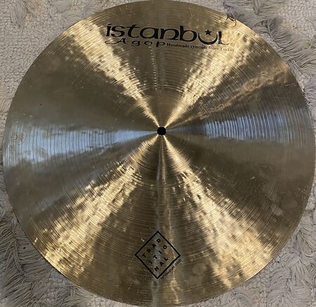 Istanbul Agop Traditional 19" Medium Crash 1.jpg