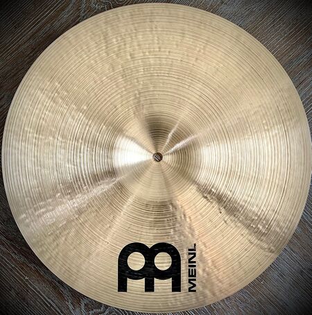 Meinl Byzance Traditional 19" Jazz Ride 3.jpg