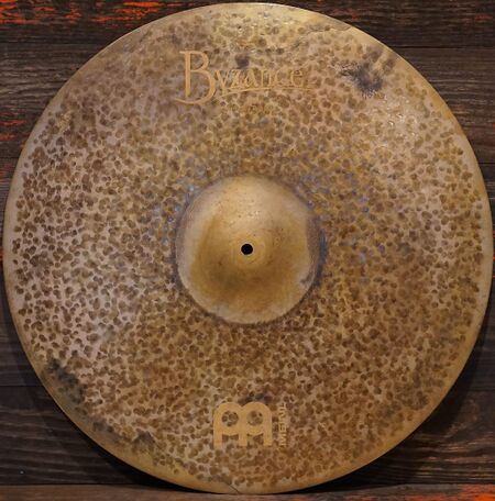 Meinl Byzance Extra Dry 22" Thin Ride 1.jpg