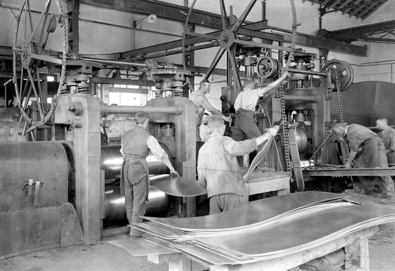 File:Metallwerke Dornach.jpg