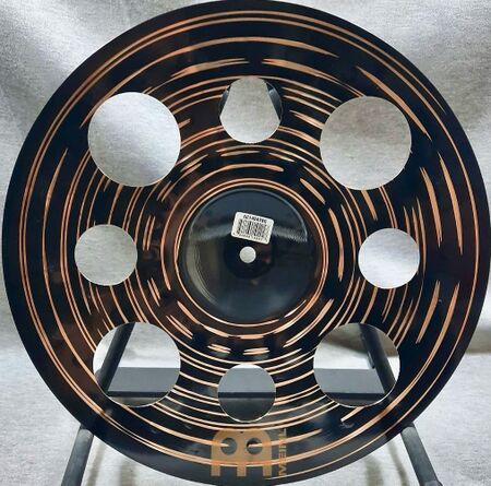 Meinl Classics Custom Dark 14" Trash Crash 3.jpg