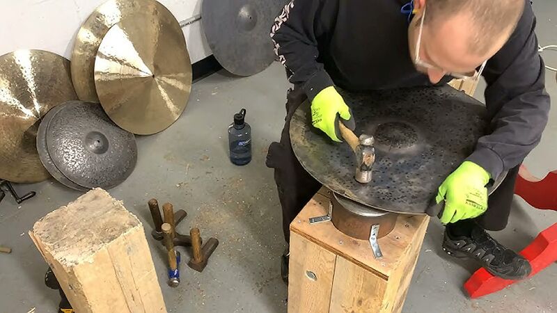 File:Hand hammering.jpg