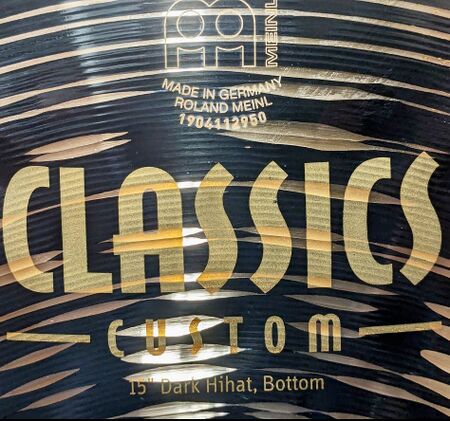 Meinl Classics Custom 15" Dark Hihat 3.jpg