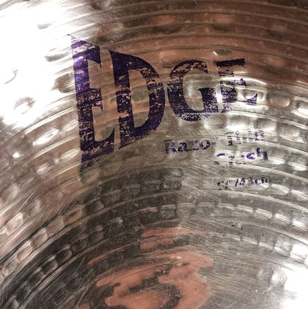Zildjian Edge 17 Razor Thin Crash 2.jpg