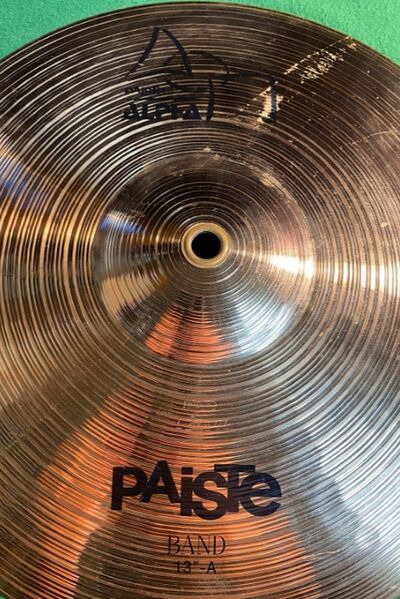 File:Alpha 13 Band 2.jpg