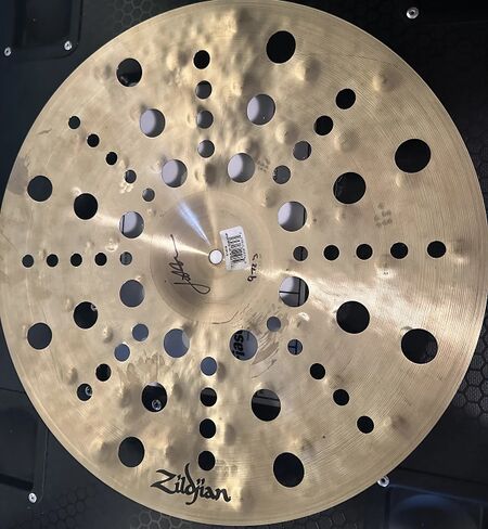 K Custom 17 Special Dry Trash Crash 1.jpg