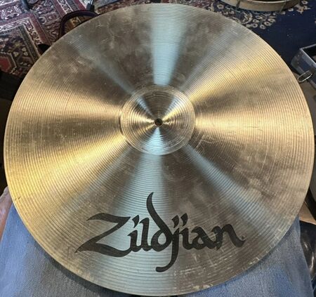 A Zildjian 16 Concert Band 3.jpg