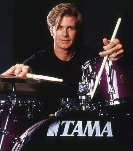 Pat Torpey.jpg