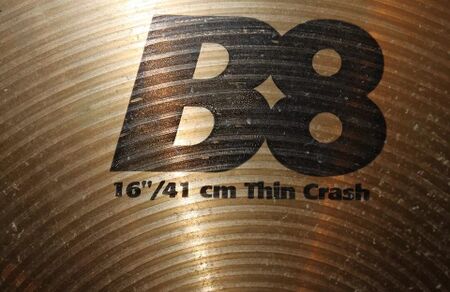 Sabian B8 16" Thin Crash 2.jpg