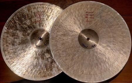 Istanbul 14" Heavy Hi-Hat 3.jpg