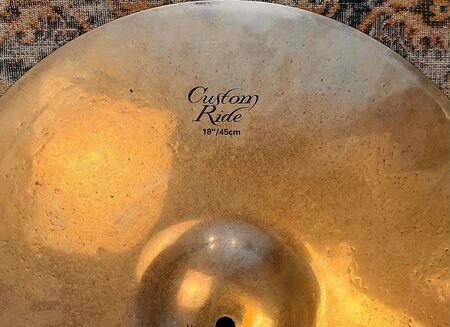 Zildjian K Custom 18 Ride 2.jpg