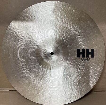 Sabian HH 17" Suspended 1.jpg