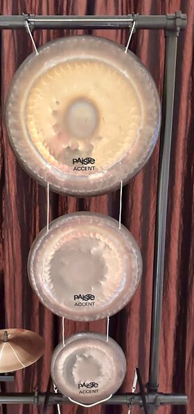 File:Paiste Percussion Set 6.jpg