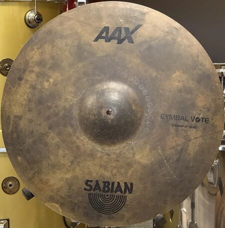 Sabian AAX 19" Tremor 1.jpg