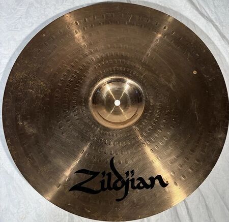 Zildjian ZXT 18" Thin Crash 3.jpg