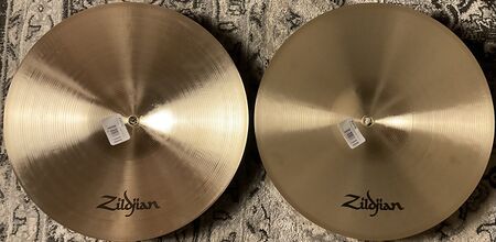 A Zildjian 12 Stadium Medium 3.jpg