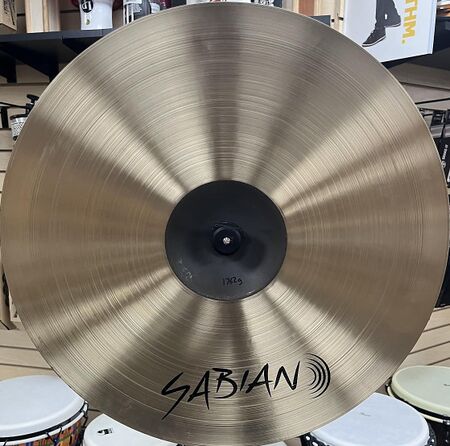 Sabian AA 20" Molto Symphonic Suspended 3.jpg