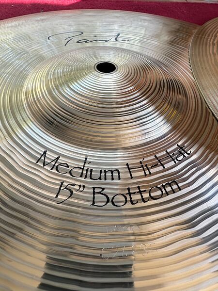 Signature 15 Medium Hi Hat 3.jpg