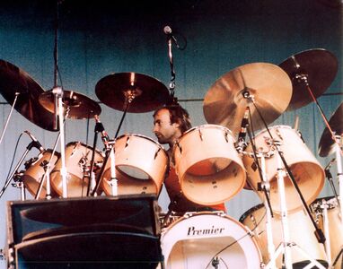 Big Phil-Collins-16- C2 A9Philip-Kamin.jpg
