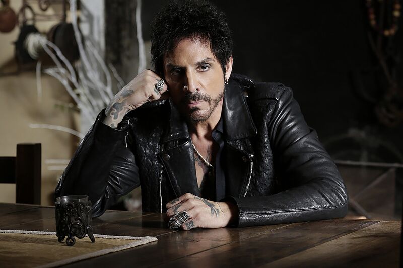 File:Deen Castronovo.jpg