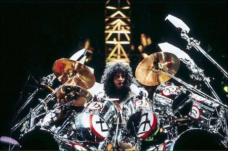 Eric Carr 1.jpg