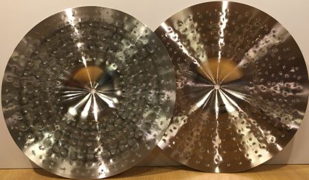 UFIP Natural 14" Light Hi-Hat 3.jpg