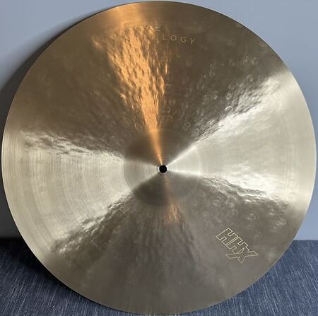 Sabian HHX Anthology 22" High Bell 1.jpg