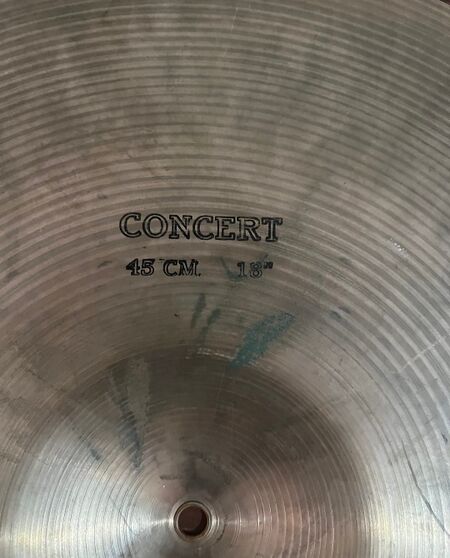 Sabian AA 18" Concert 2.jpg