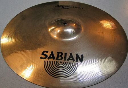 Sabian AA 21 Extra Heavy Ride 1.jpg