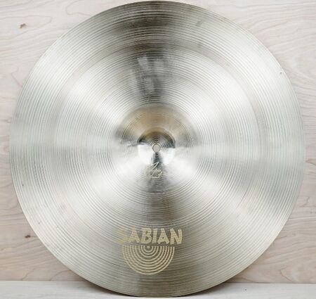Sabian Paragon 18 Crash 3.jpg