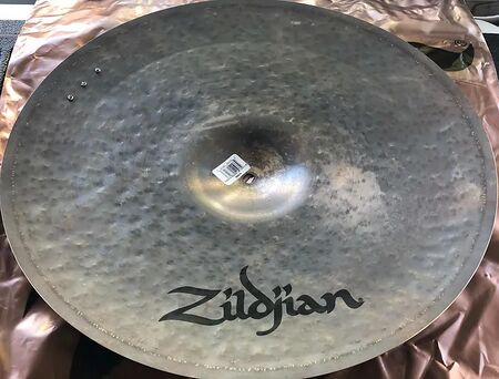 Zildjian K Custom 20 Left Side Ride 2.jpg